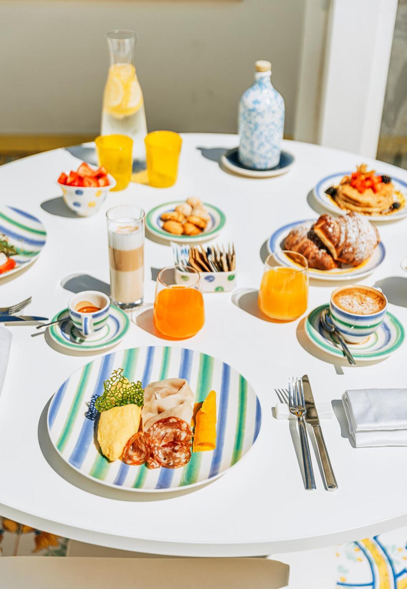 Hotel La Madonnina 카사밋쵸라테르메 외부 사진